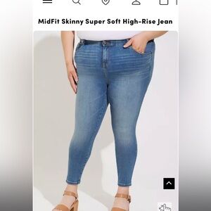 Mid fit high rise skinny jeans NWT